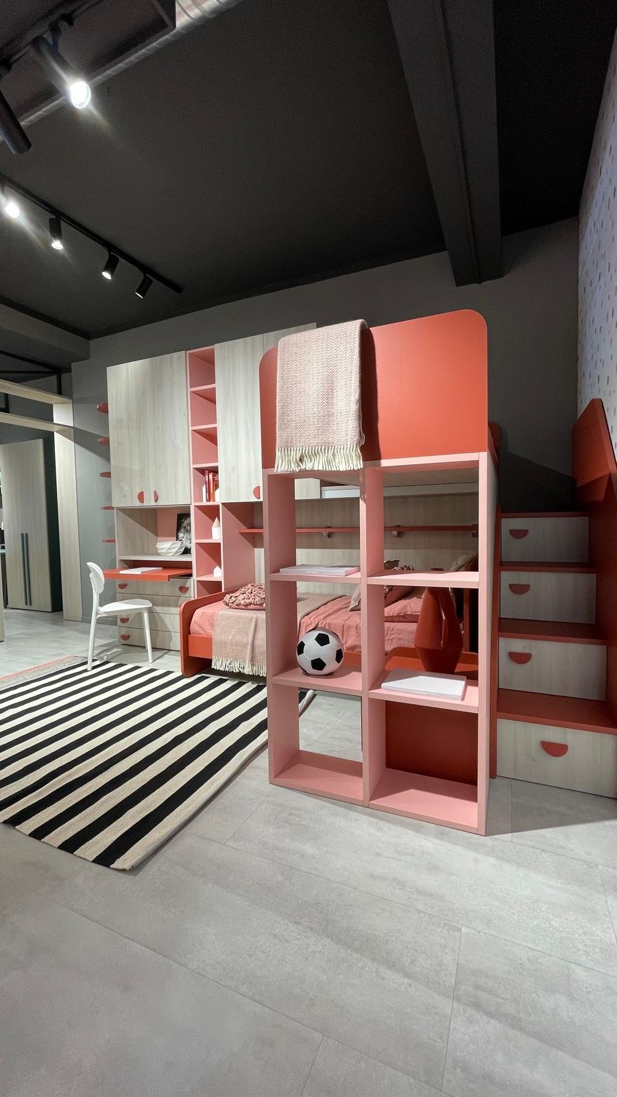 Cameretta per ragazzi nello showroom Home and Design Roma