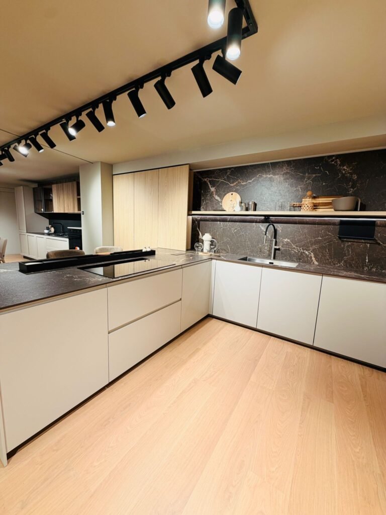 Dettaglio cucina Arredo 3 showroom Home and Design Roma